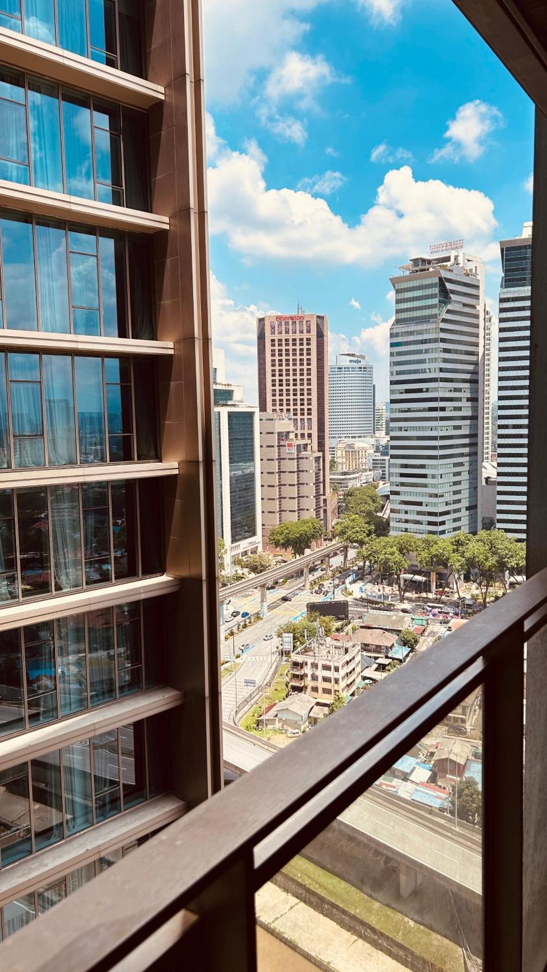 קואלה לומפור Summer Suites Klcc By Impexia מראה חיצוני תמונה